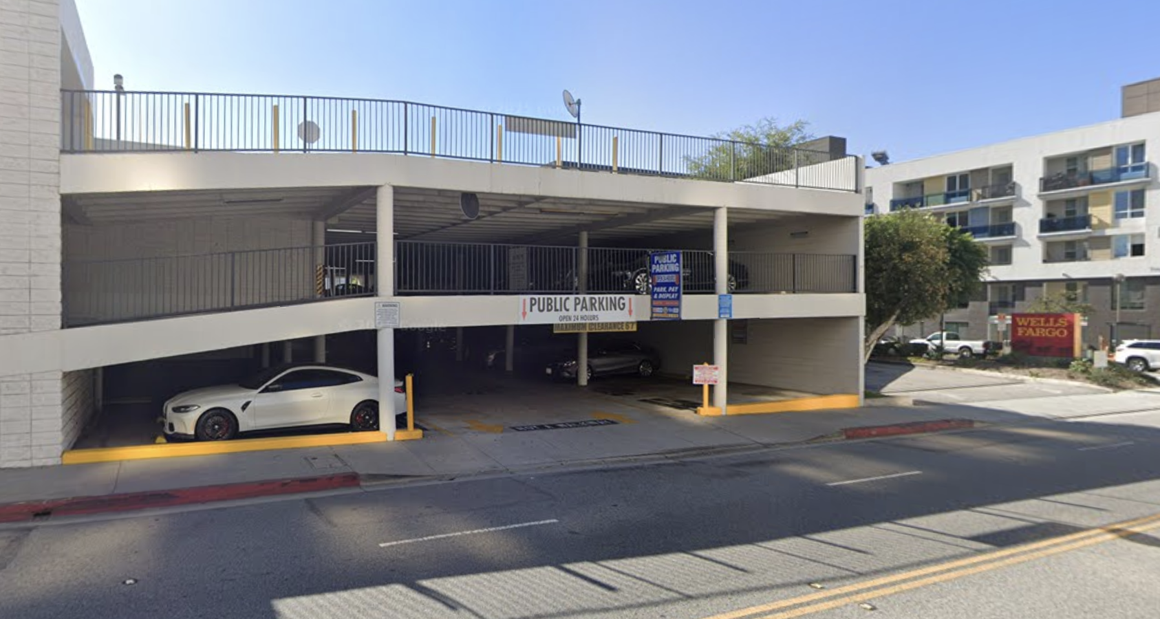 Photo of 116 W Doran St. (535 N Brand Blvd.) - Garage