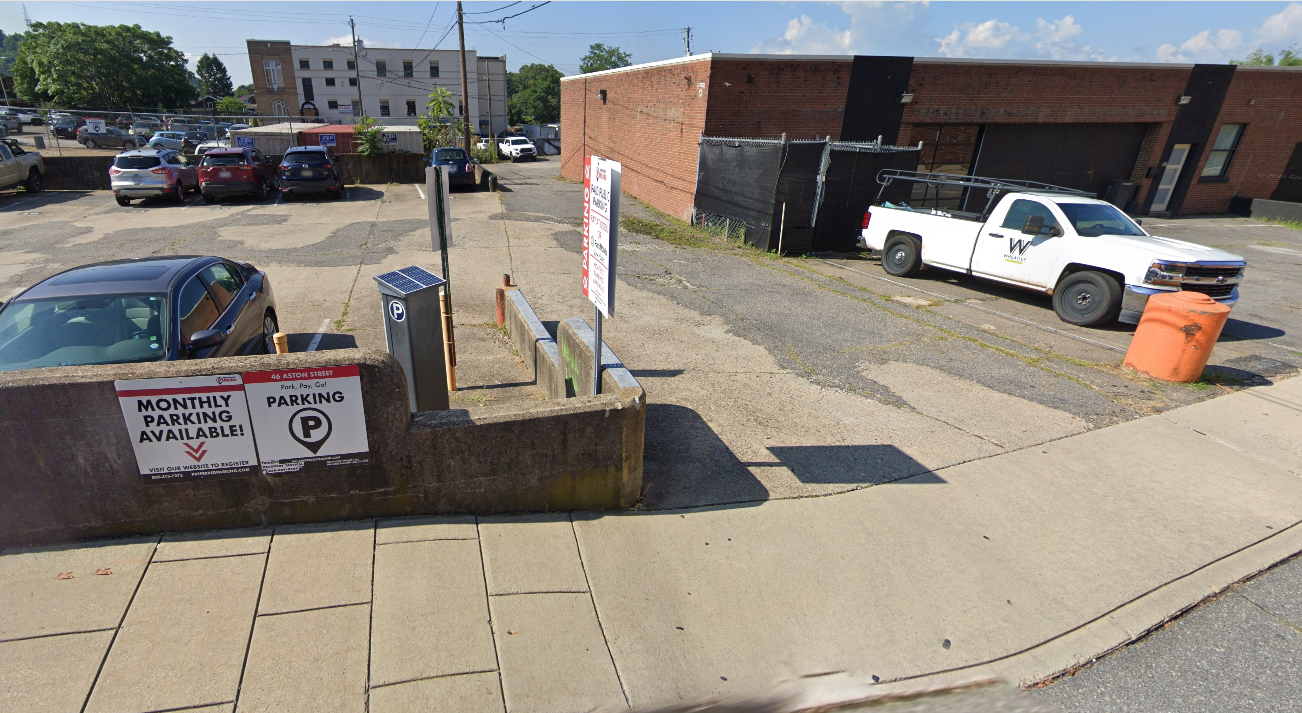 Photo of 46 Aston St. - Lot