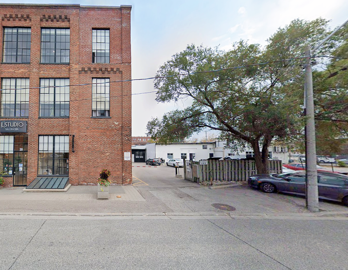 Photo of 39 Mowat Ave. - Lot