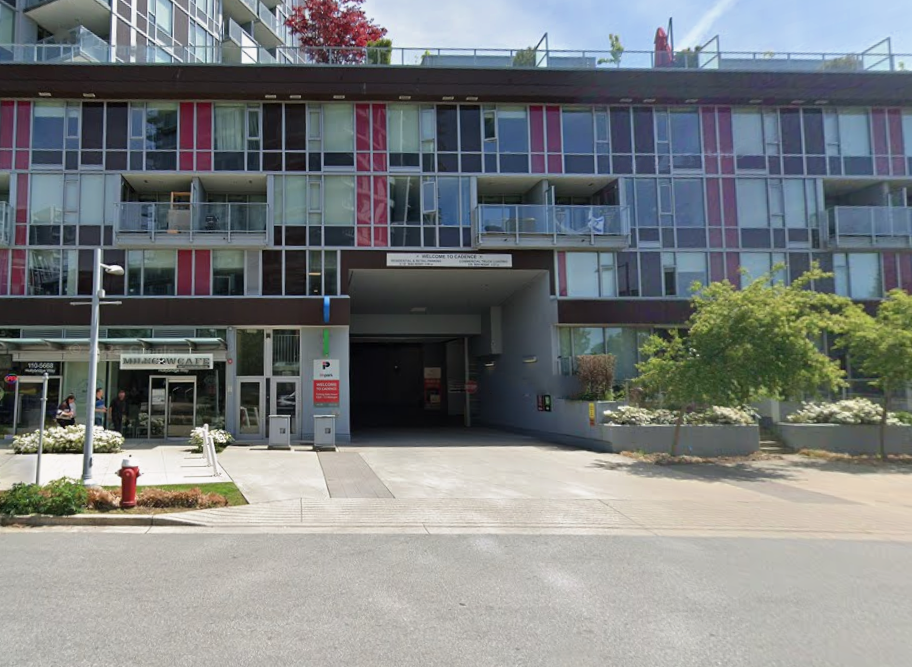 Photo of 5668 Hollybridge Way (5555 Gilbert Rd.) - Garage