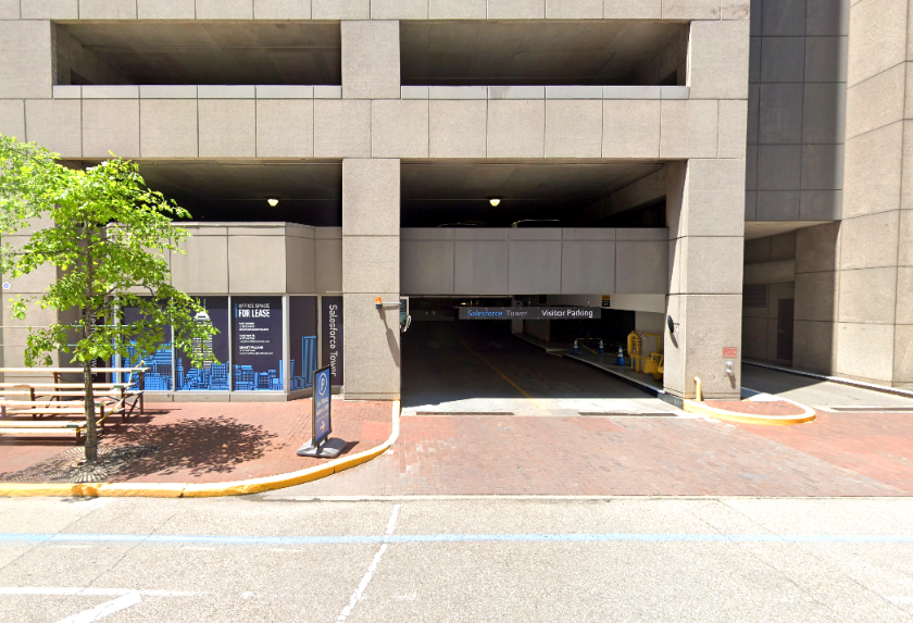 Photo of 118 N Pennsylvania St. (1 E Ohio St.) - Salesforce Tower Garage