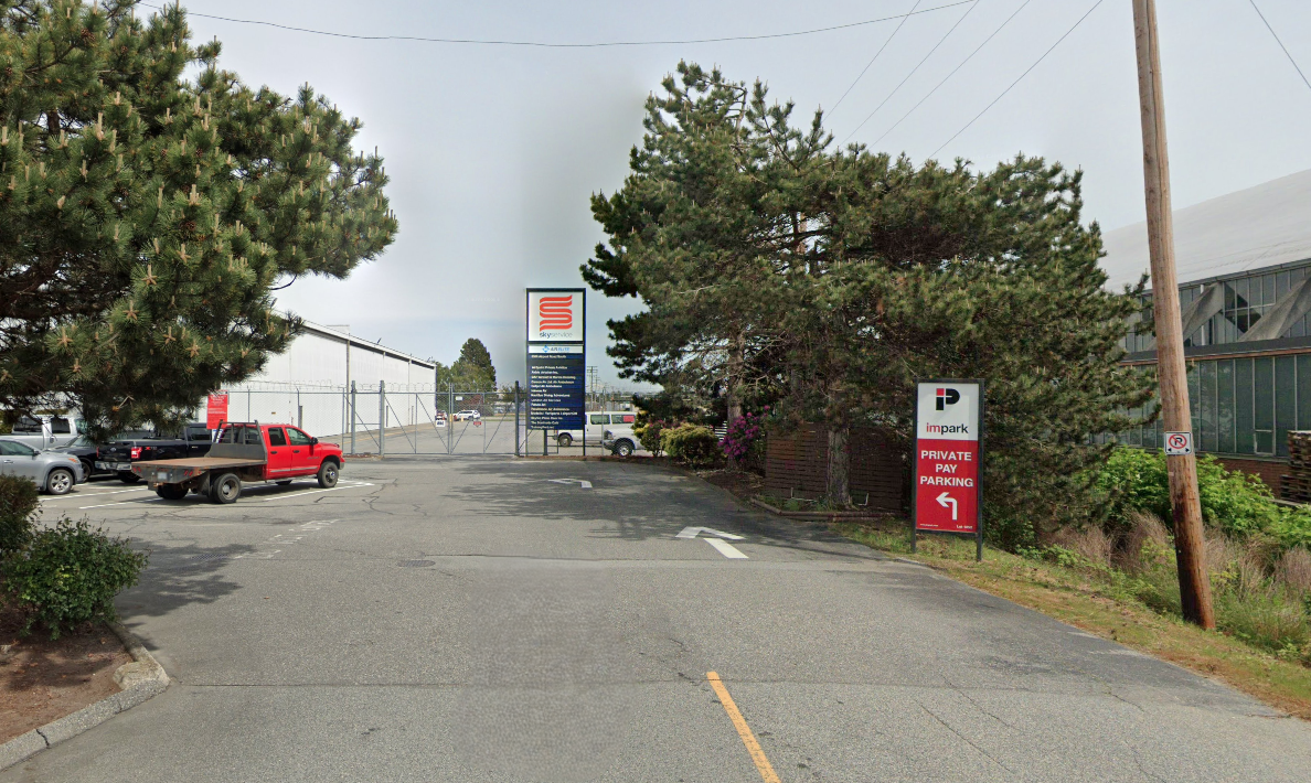 Photo of 5360 Airport Rd. S - SkyService Lot 1852