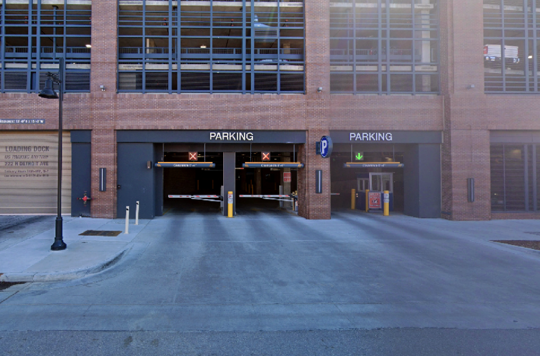 Photo of 250 E Cameron St. - 222 Garage