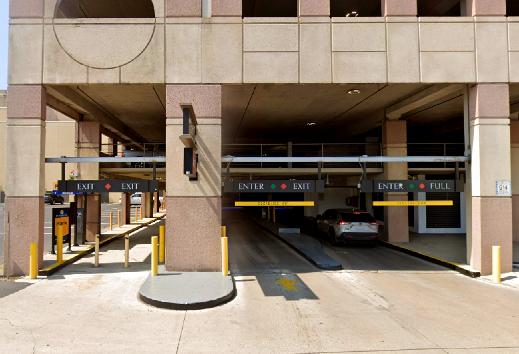 Photo of 328 E Crockett St. (300 E Crockett St.) - Crockett Garage