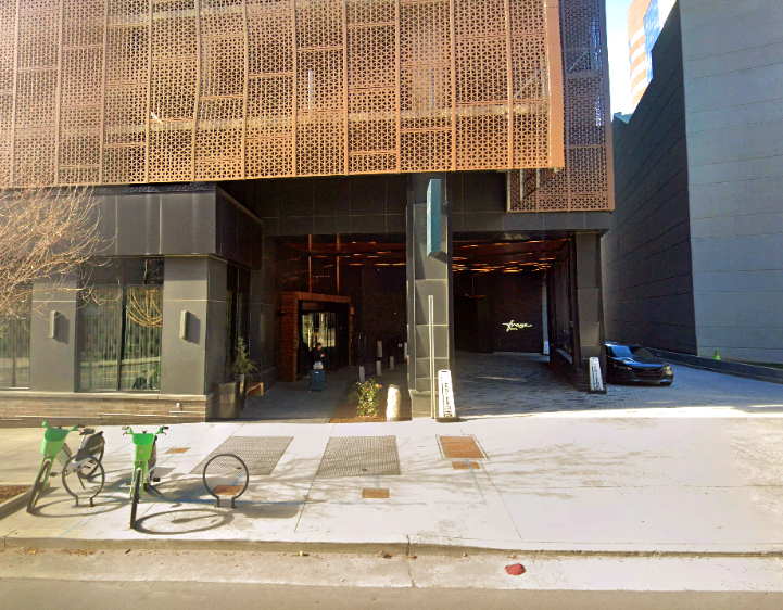 Photo of 1810 Broadway - Hotel Fraye Valet Stand