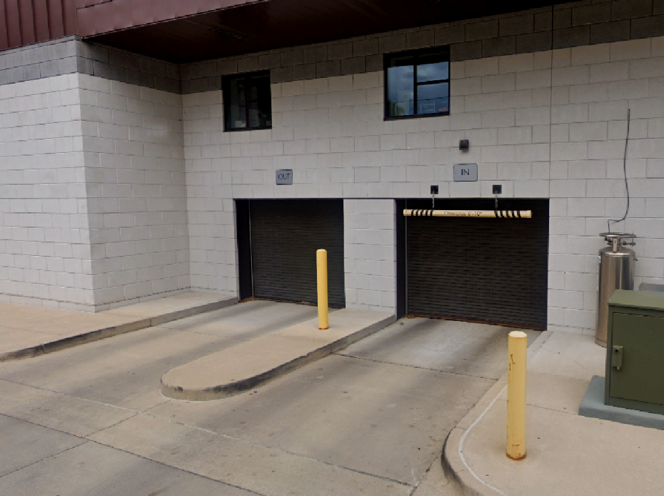 Photo of 800 Michigan St. NE - Garage