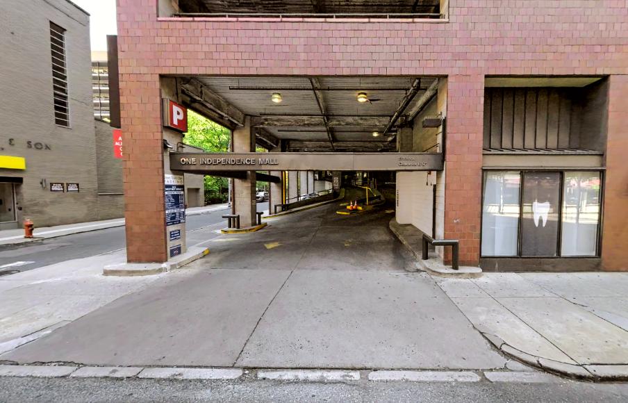 Photo of 29 S 7th St. (615 Chestnut St.) - Garage