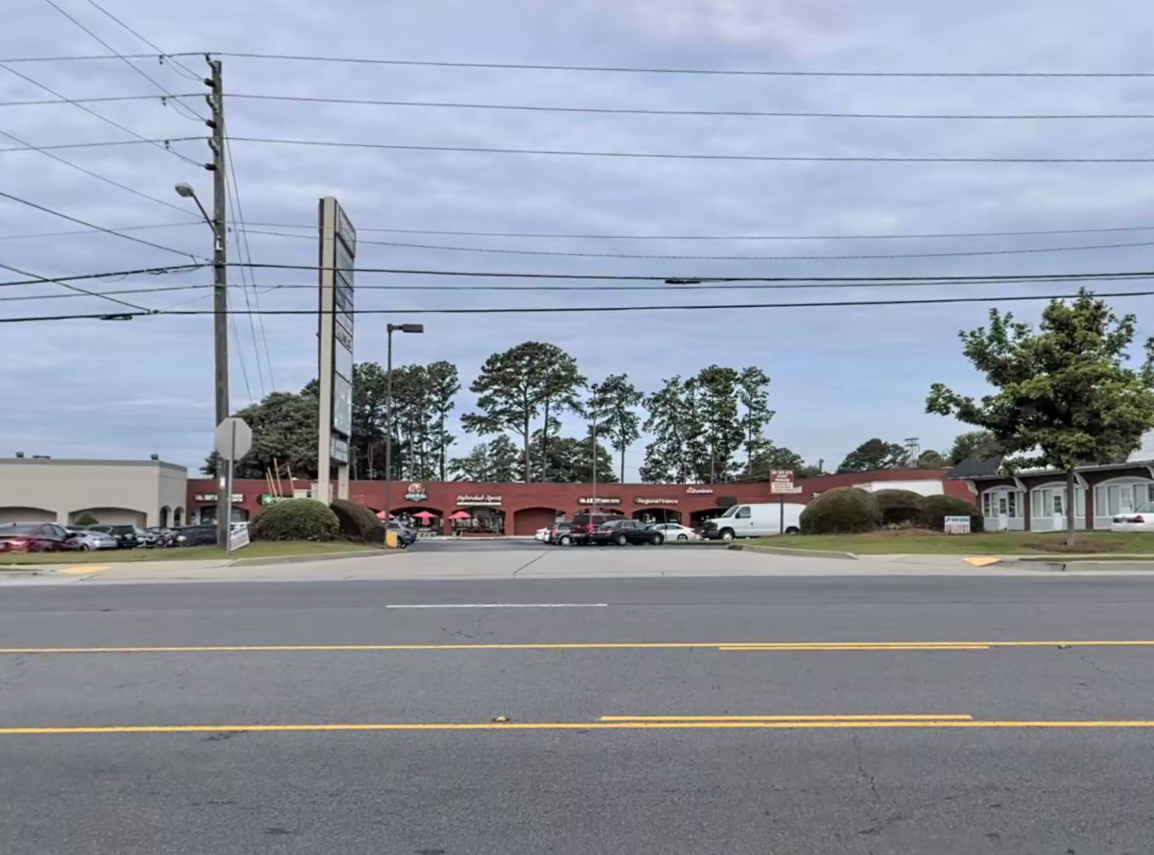 Photo of 2752 Cumberland Blvd. SE - Cumberland Crossing Shopping Center Lot