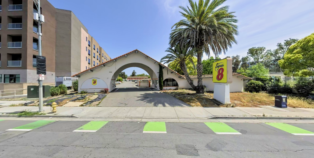Photo of Super 8 by Wyndham San Jose Airport - Uncovered Self Park