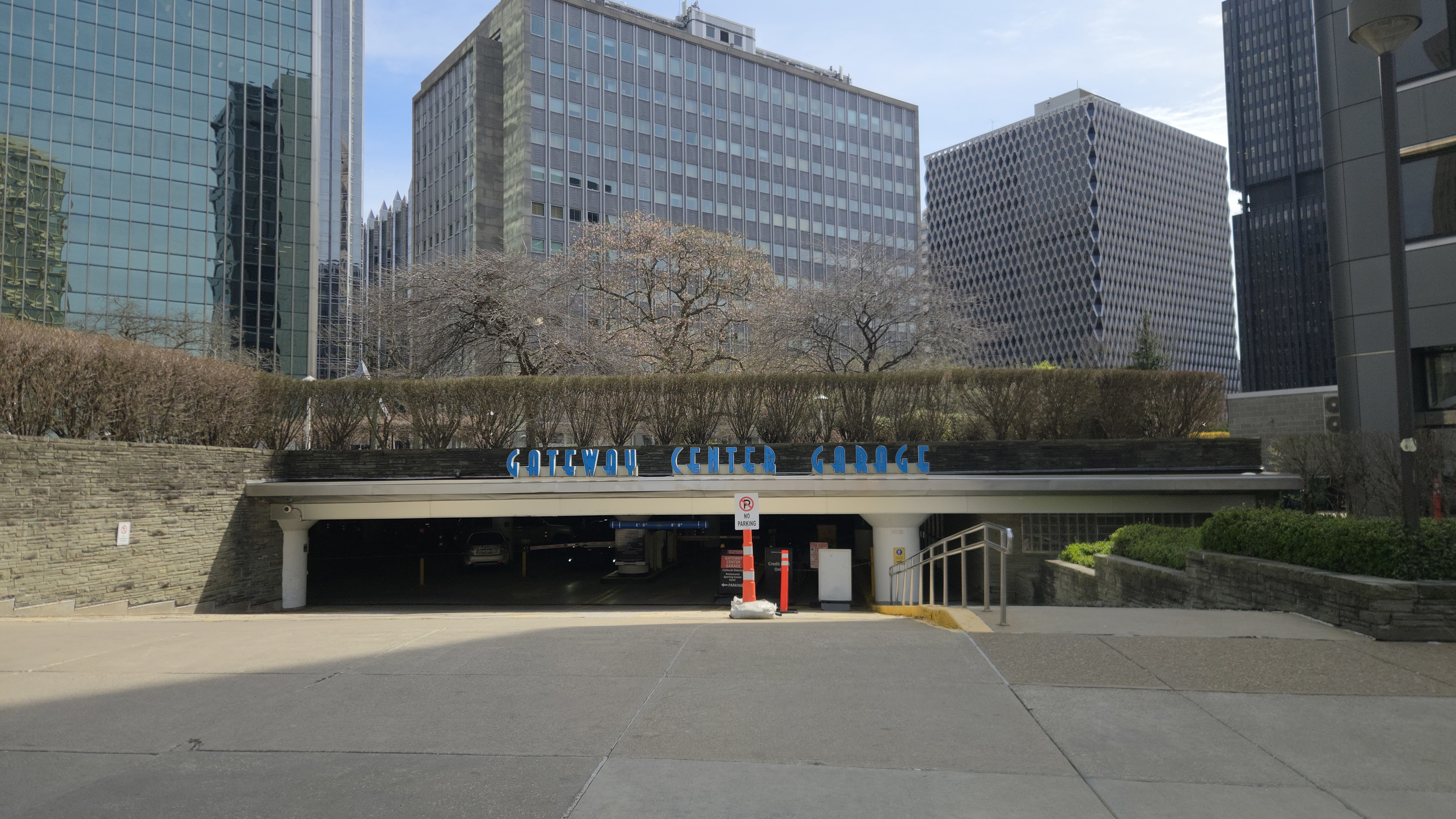Photo of 400 Liberty Ave. - Gateway Center Garage