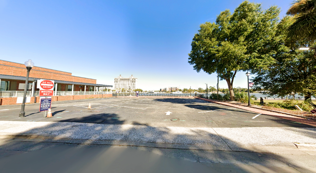 Photo of 506 E River St. - Lot