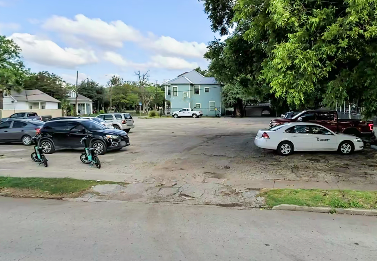 Photo of 707 Augusta St. - Augusta Lot