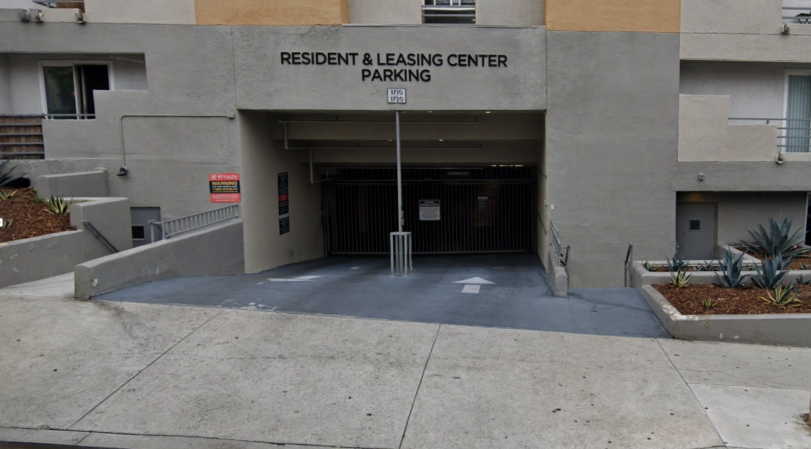 Photo of 1710 N Fuller Ave. - Vantage Hollywood Garage