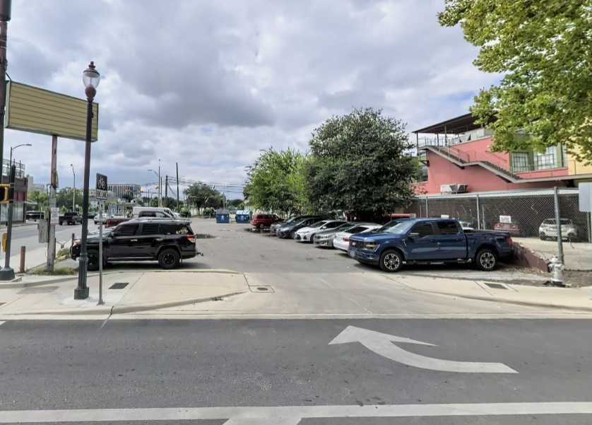 Photo of 441 N Main Ave. (311 W Martin St.) - Lot