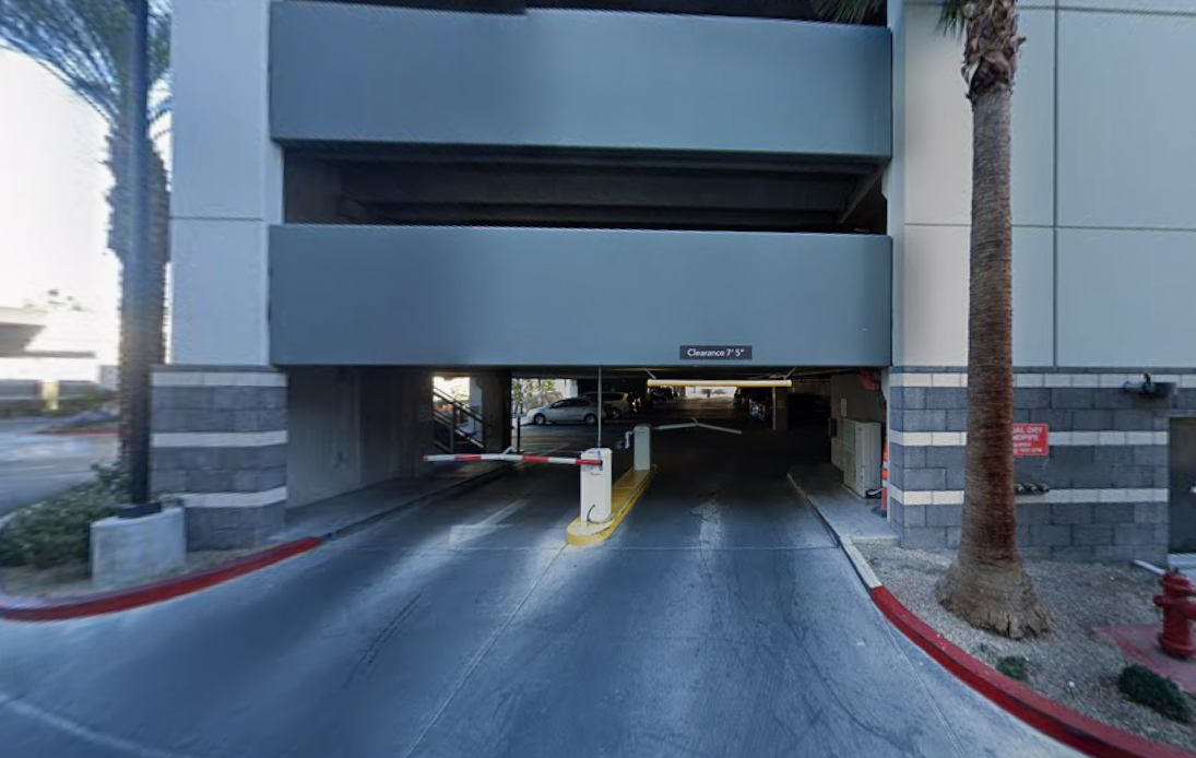 Photo of 4655 Dean Martin Dr. - Hilton Garden Inn & Homewood Suites Garage