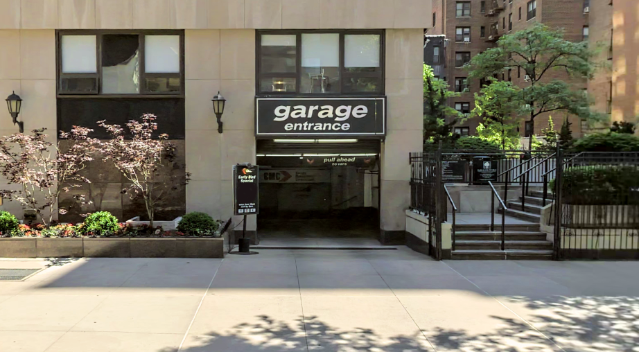 Photo of 301 E 79 St. - Garage