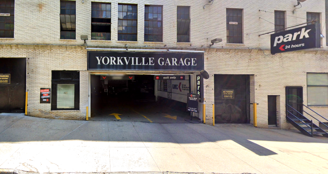 Photo of 231 E 94 St. - Garage
