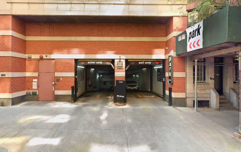 Photo of 250 W 89th St. - Garage