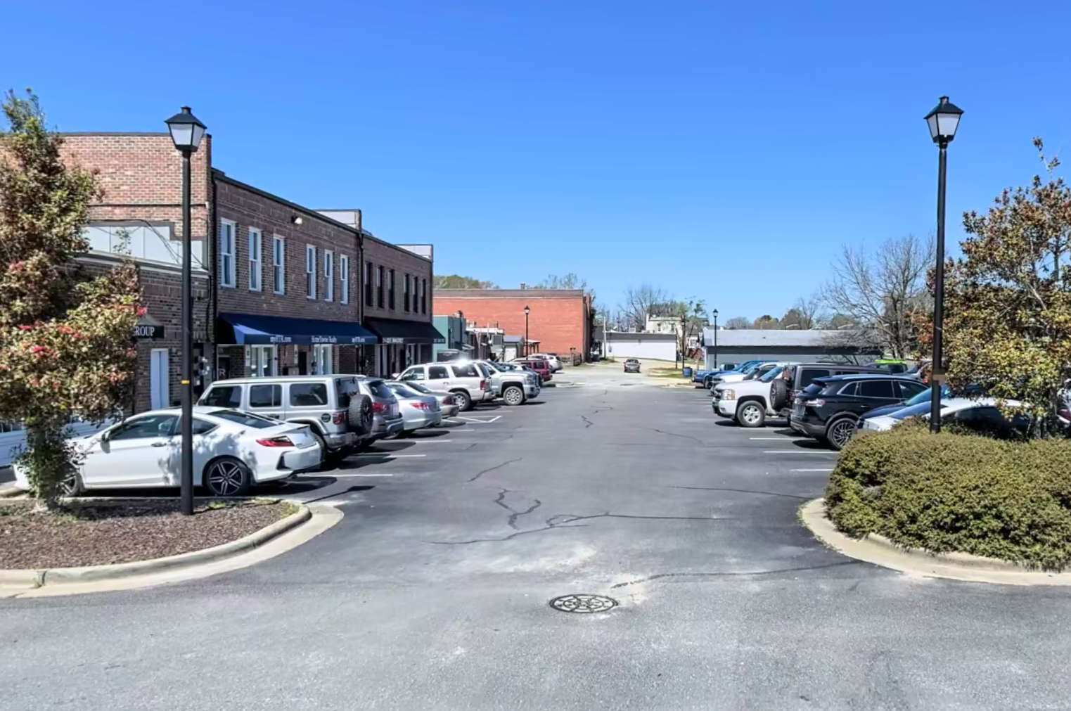 Photo of 288 East First St. (338 E Main St.) - Lot