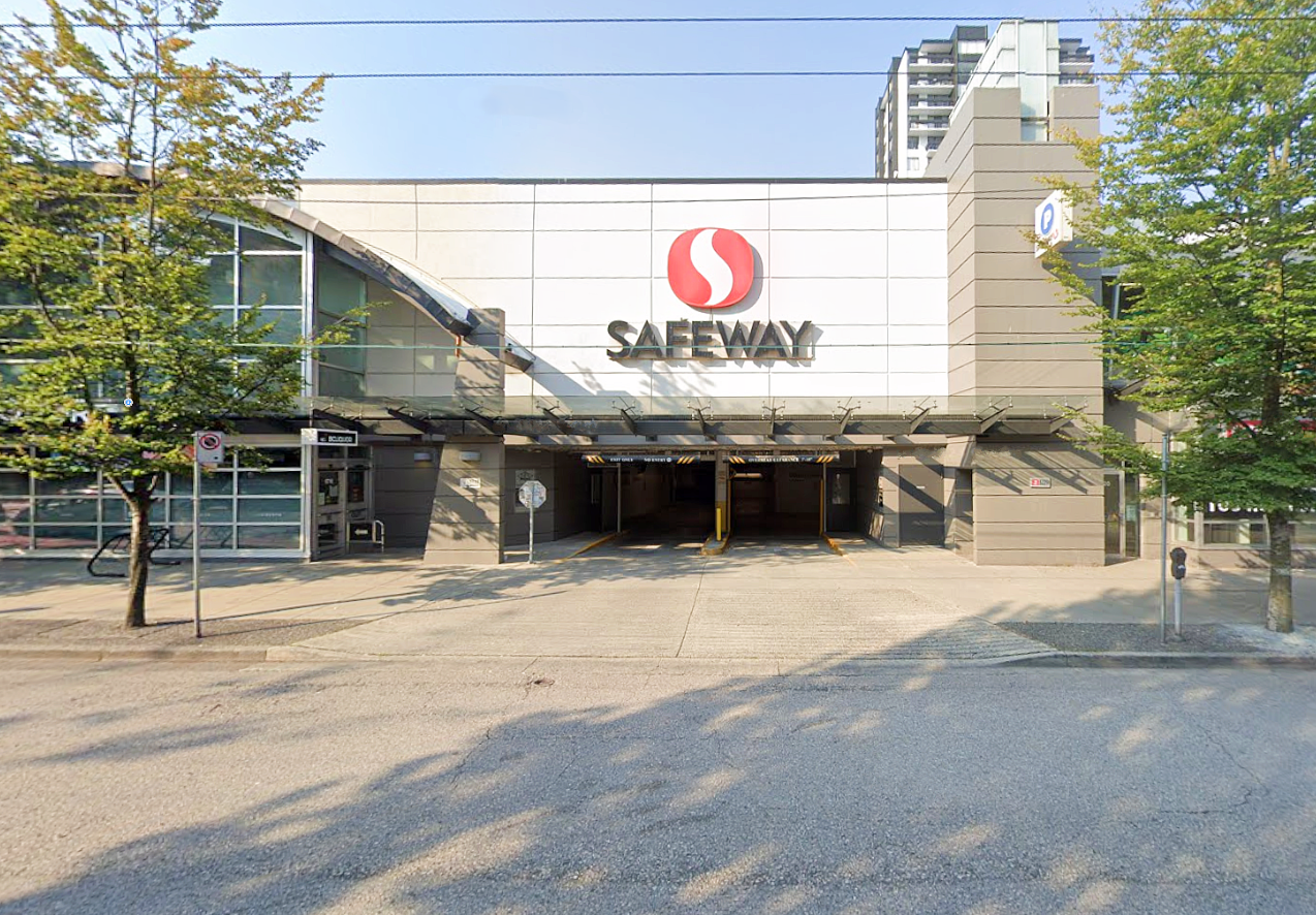 Photo of 1718 Robson St. (1766 Robson St.) - Robson & Denman Garage (Lot 4042)