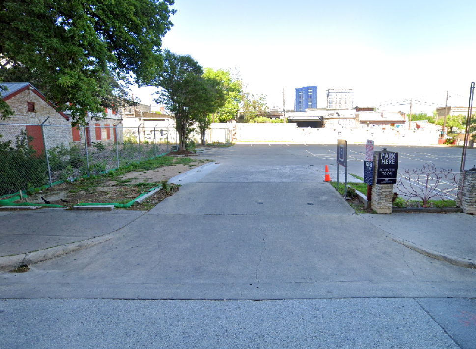 Photo of 506 E 5th St. - Carmelo's Lot