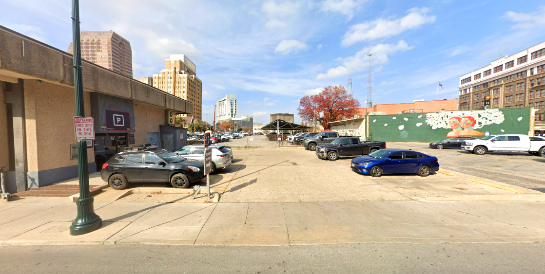 Photo of 421 E Travis St. (202 Jefferson) - Office Lot