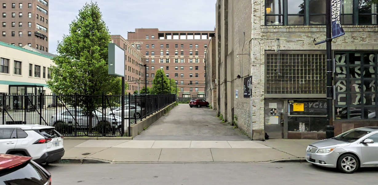 Photo of 1465 S Michigan Ave. - Lot