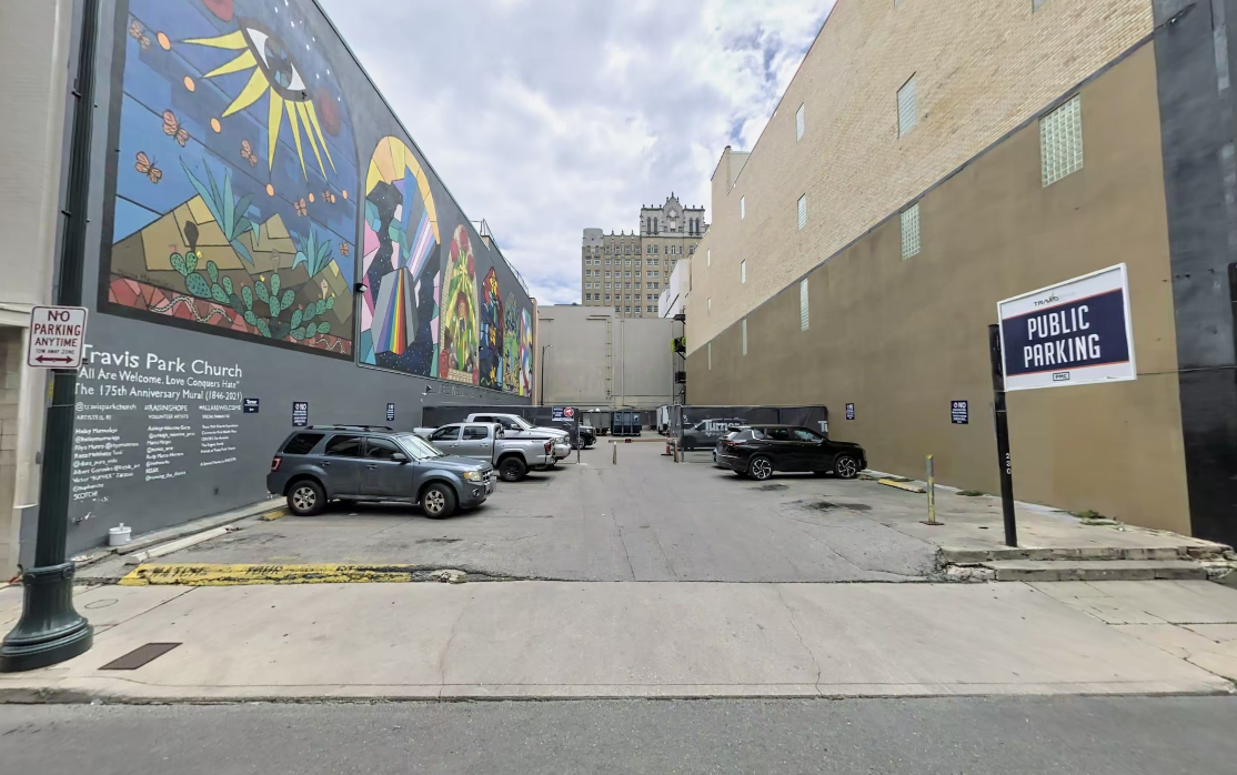 Photo of 218 E Travis St. - Travis Park Church Lot