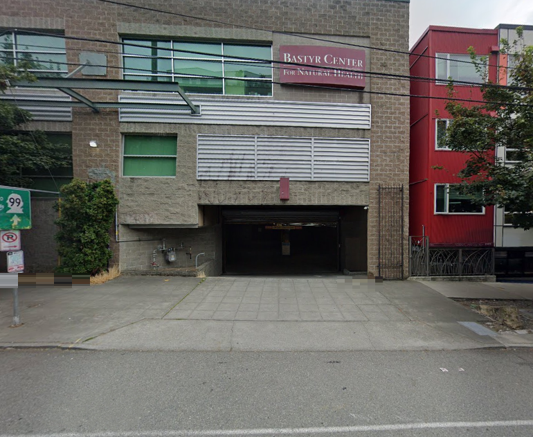 Photo of 3670 Stone Way N - Garage (WX92)