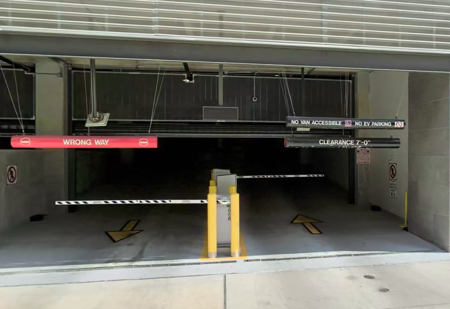 Photo of 212 E 18th St. (1836 San Jacinto Blvd.) - Garage