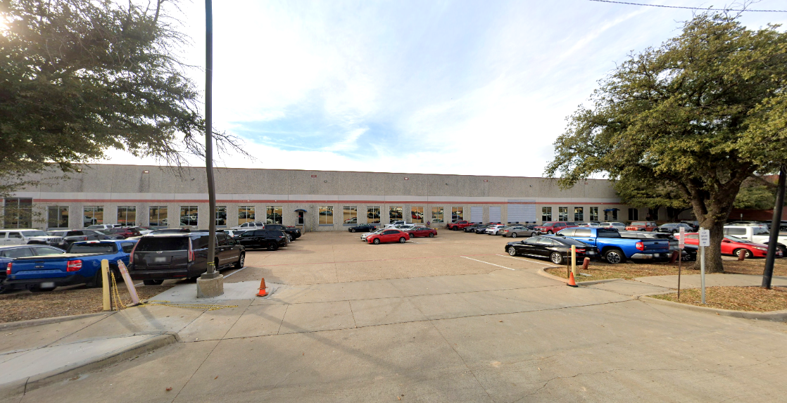 Photo of 2114 Executive Pkwy. (2115 E Randol Mill Rd.) - Lot