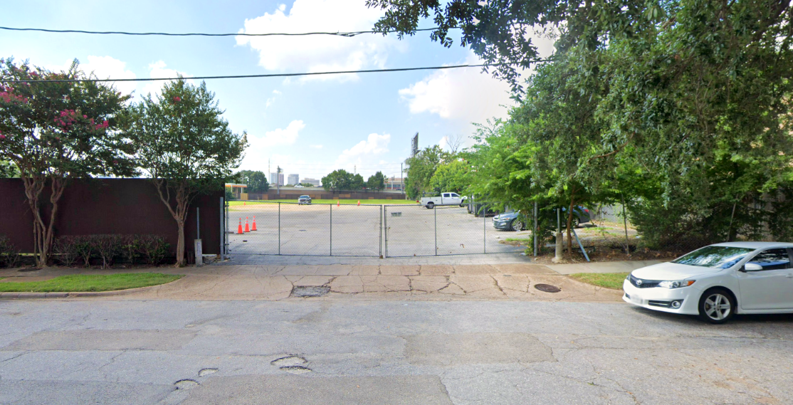 Photo of 2697 Norfolk St. (3730 Kirby Dr.) - Kirby Lot
