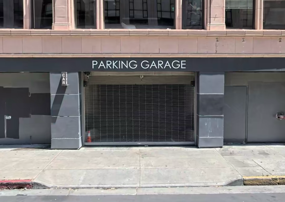 Photo of 434 15th St. (1500 Broadway) - Valet Garage