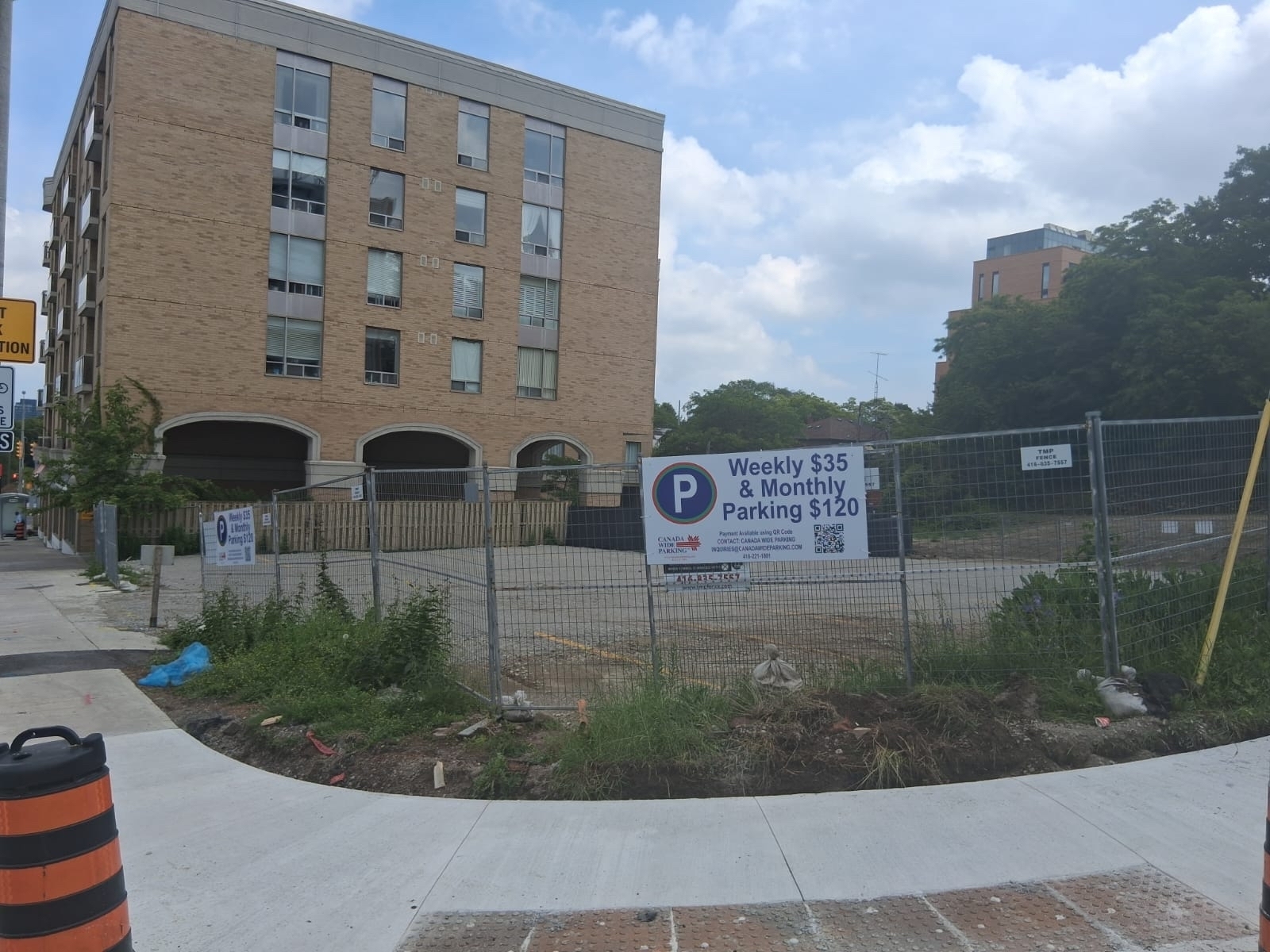 Photo of 589 Eglinton Ave. E - Lot