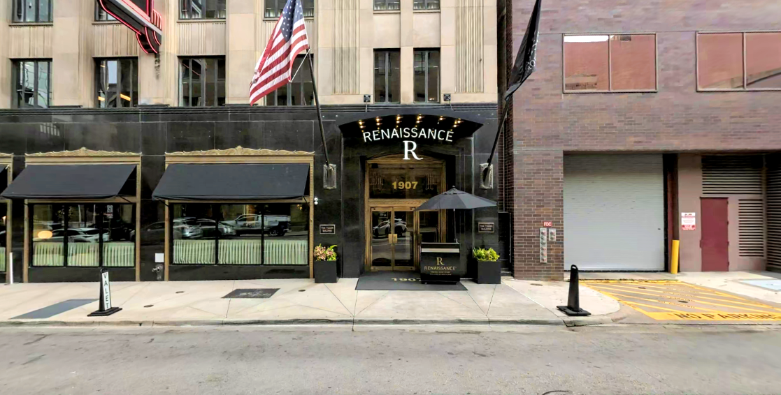 Photo of 1907 Elm St. - Renaissance Saint Elm Dallas Downtown Valet Stand