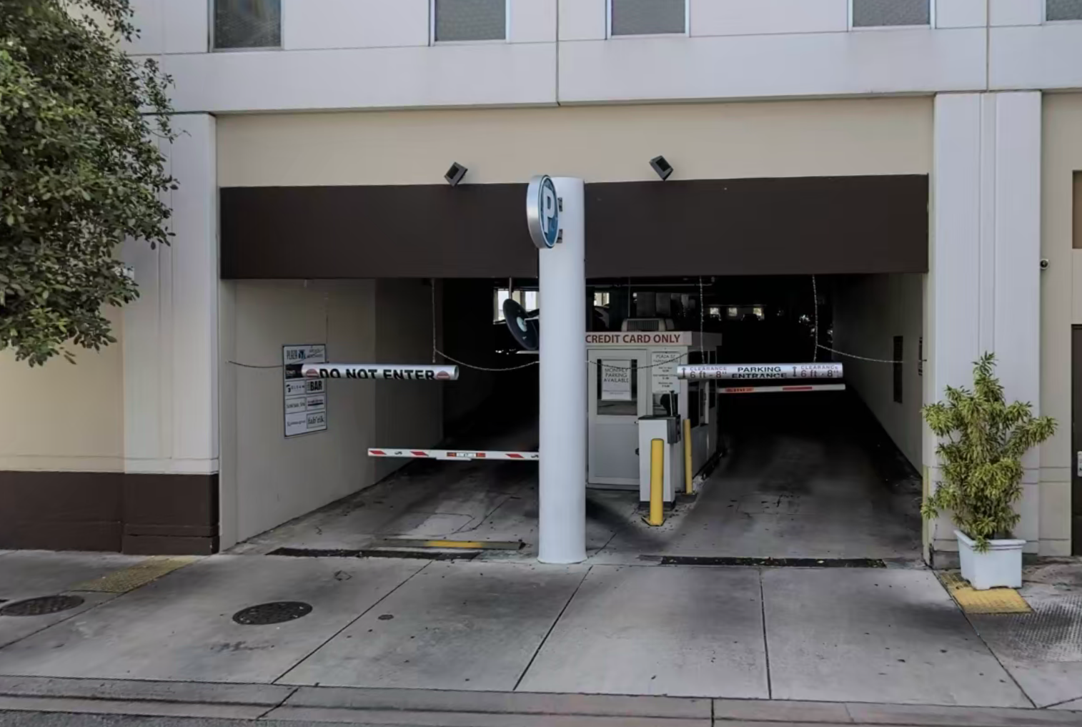 Photo of 5730 SW 73rd St. (7301 SW 57th Ct.) - Plaza 57 Garage