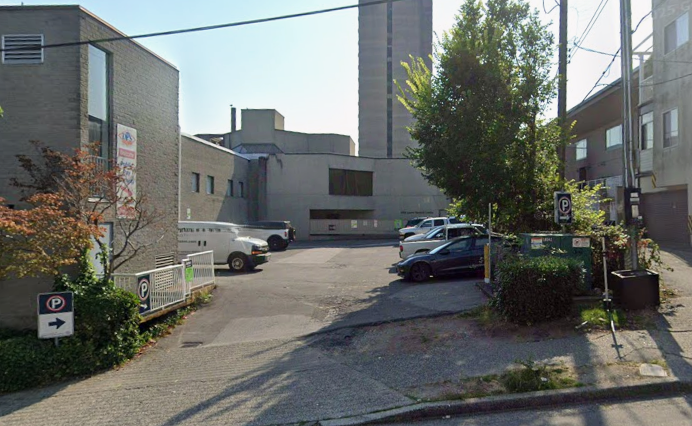 Photo of 2412 Laurel St. - Kester Grant College Lot - 4092