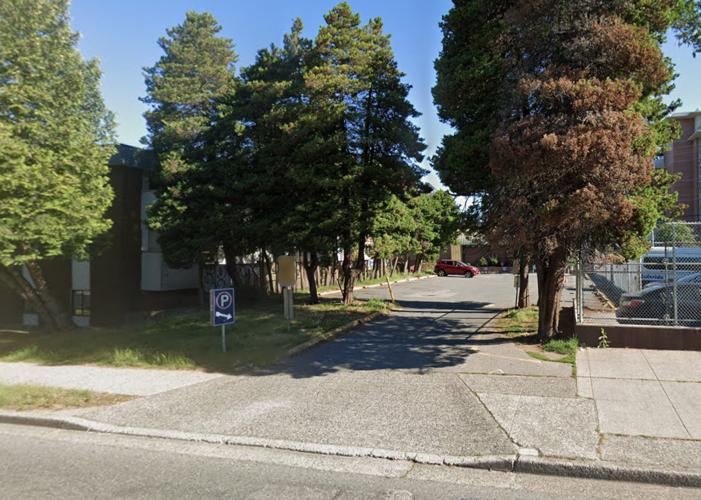 Photo of 261 12th Ave E. - Salvation Army Lot