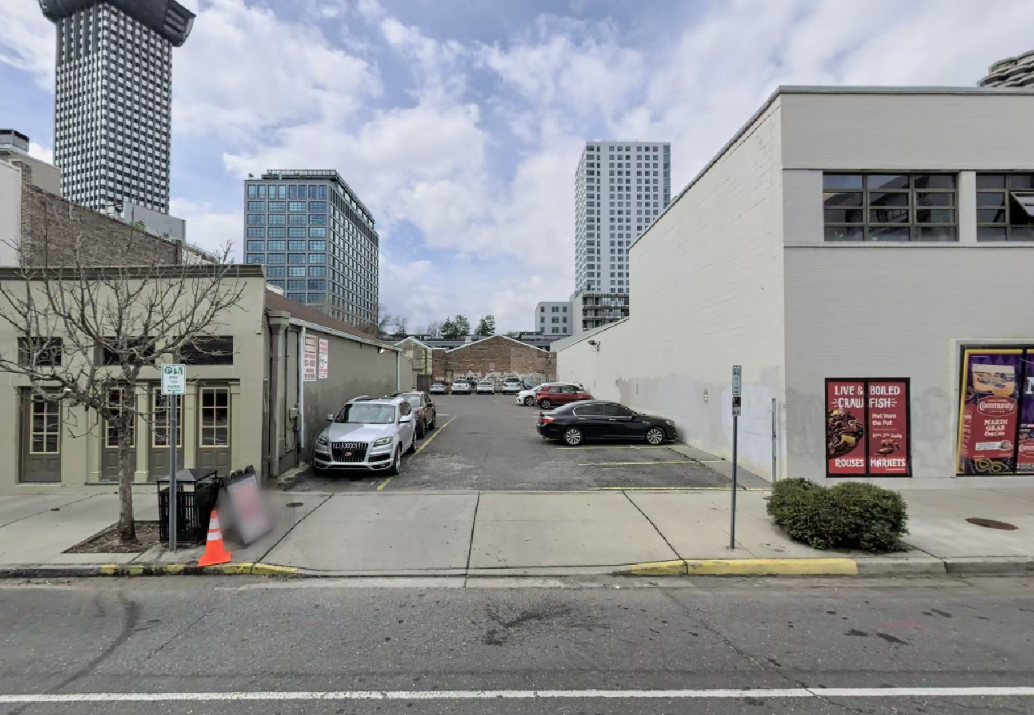 Photo of 735 Baronne St. - Lot P204