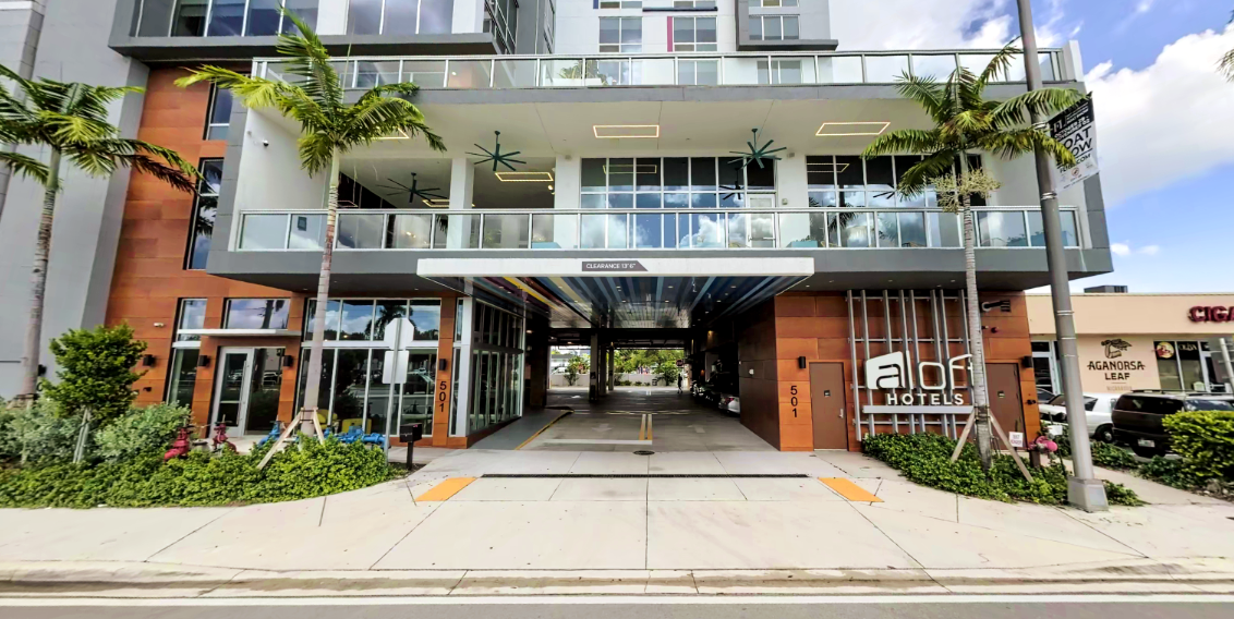 Photo of Aloft by Marriott Fort Lauderdale Airport - Covered Valet