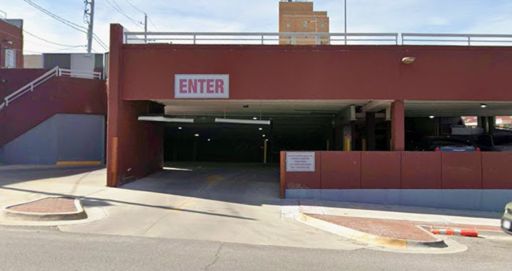 Photo of 1062 N 6th St. (625 State Ave.) - Garage
