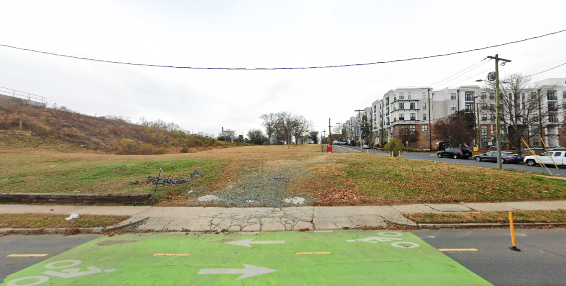 Photo of 620 W 6th St. - Lot
