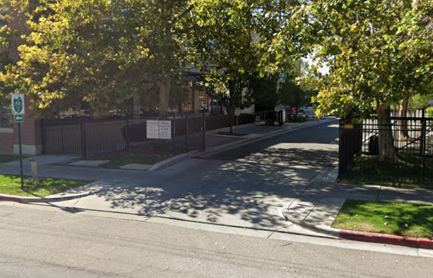 Photo of 280 S 400 W - Ford Garage