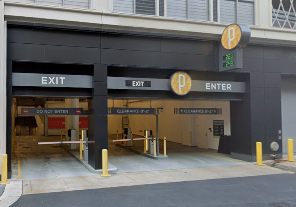 Photo of 915 Meeting St. - Block 9 Garage