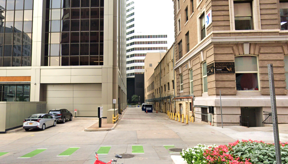 Photo of 1600 Broadway - Garage