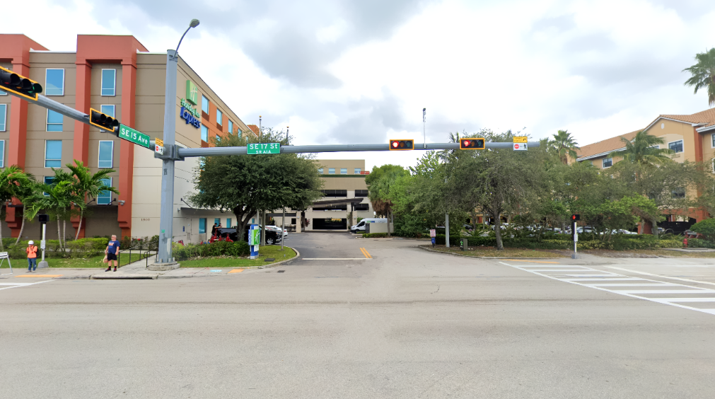 Photo of 1500 SE 17th St. Cswy. - Holiday Inn Express & Suites FLL Cruise Lot