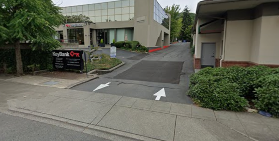 Photo of 2731 77th Ave. SE - Mercer Island Key Bank Lot (WM019)