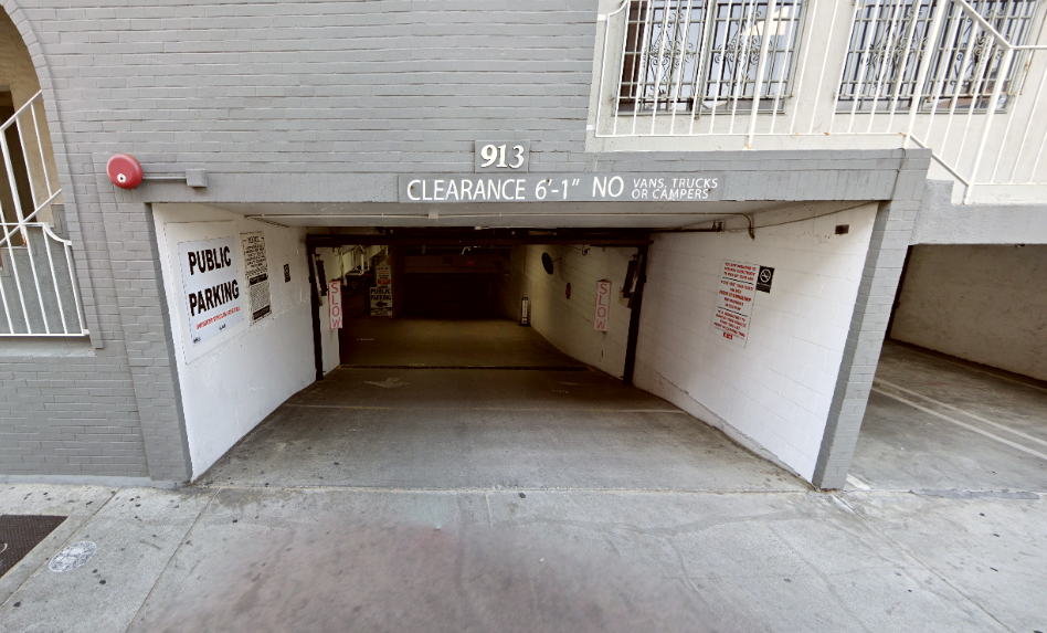 Photo of 909 Speedway - Garage