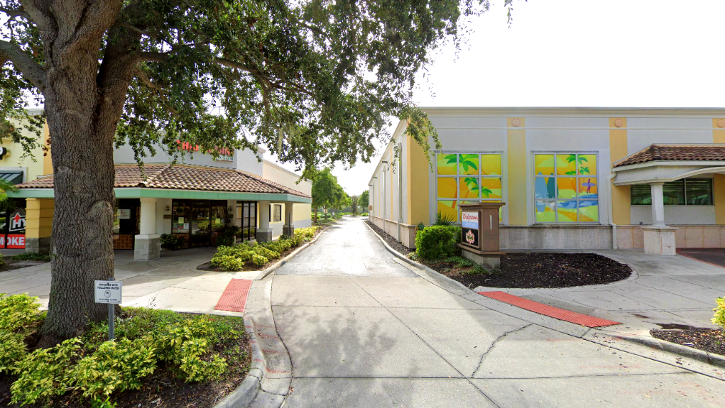 Photo of 8959 International Dr. - Walgreens Lot