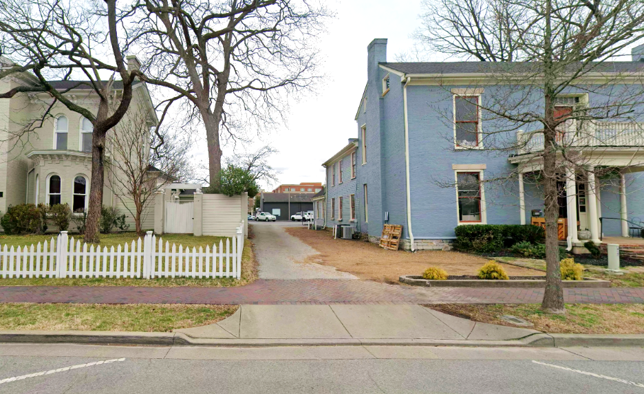 Photo of 118 3rd Ave. N - Lot
